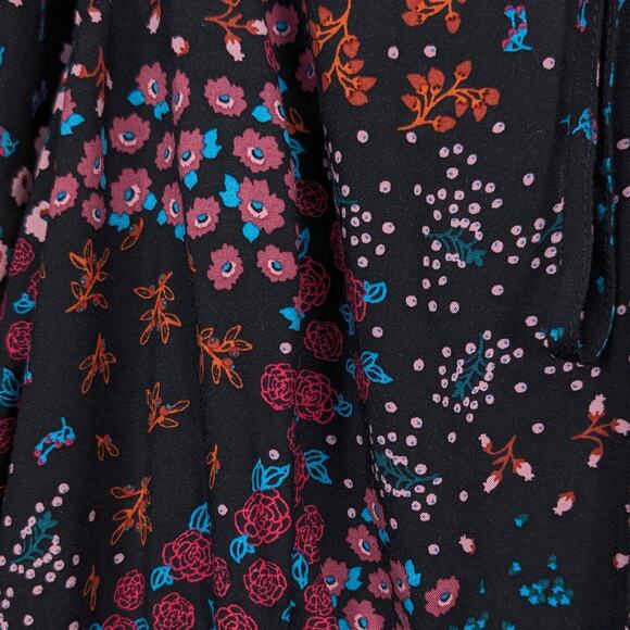 Torrid Peplum Challis Sweetheart Top, Black Floral Long Sleeve Peasant Blouse 3x - Picture 10 of 13